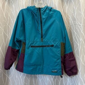 Cabela's Women's Teal Nylon Rain Jacket women’s S